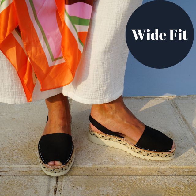 Wide Fit | Platform Avarcas | Black and Beige (Padded)