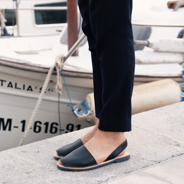 Flat Avarcas | Black Box Calf