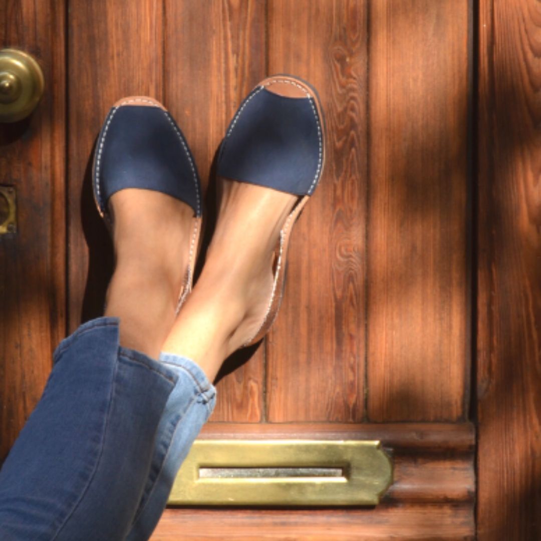 Flat Avarcas | Navy Rose Gold (Padded)