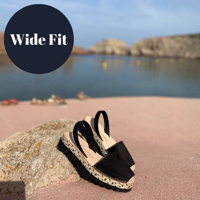 Wide Fit | Platform Avarcas | Double Black Suede - PetitBarcelona