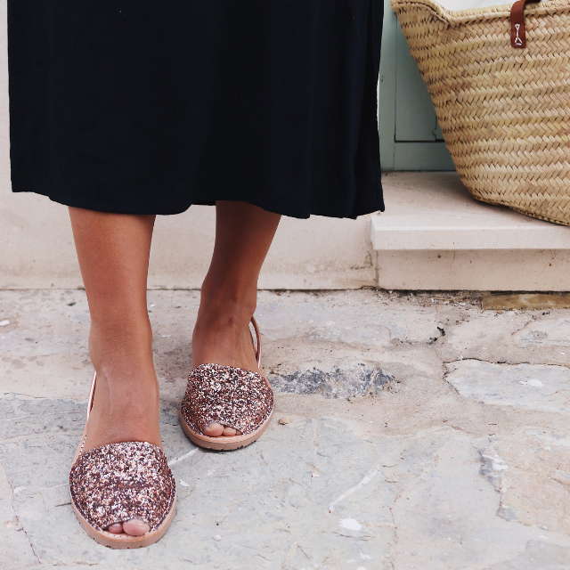 Flat Avarcas | Rose Mocha Glitter - PetitBarcelona